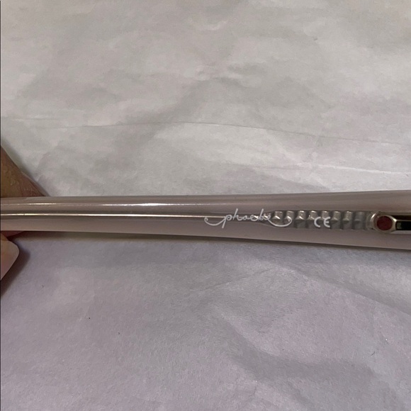 Phoebe Black Sunglasses - Picture 6 of 7